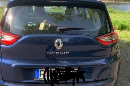Renault Scenic 123.000 km 11.900 € Frankfurt am Main 60386