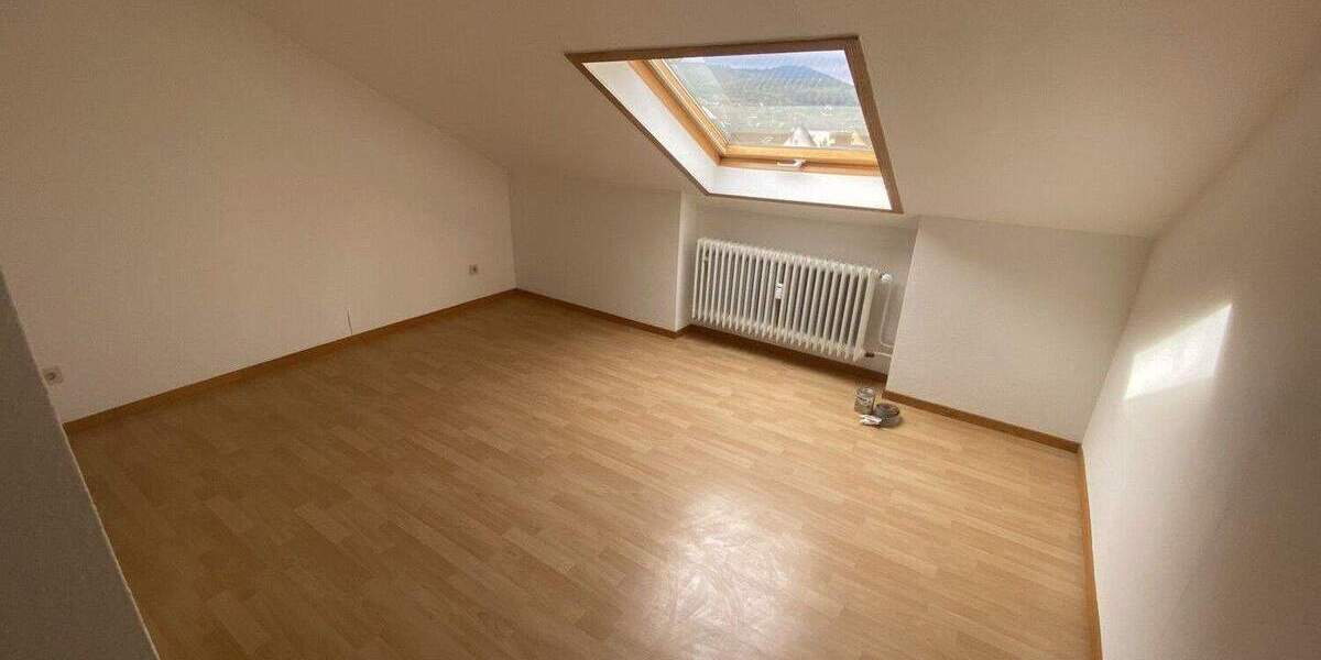 Etagenwohnung Seeheim-Jugenheim Seeheim - 5 Zimmer, 125 m&sup2;, 398.000&euro; | Angebot:25771491