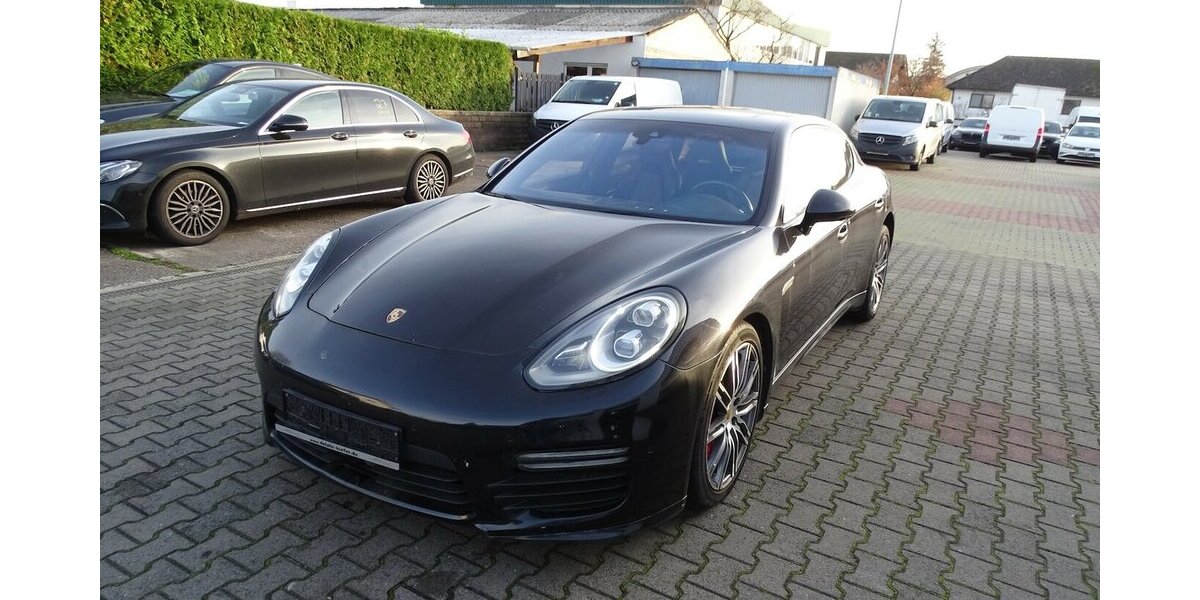 Porsche Panamera 4 GTS Bi-Xenon, Klappe, Luft, PDK, Chrono 184.608 km 27.890 &euro; Rodgau 63110