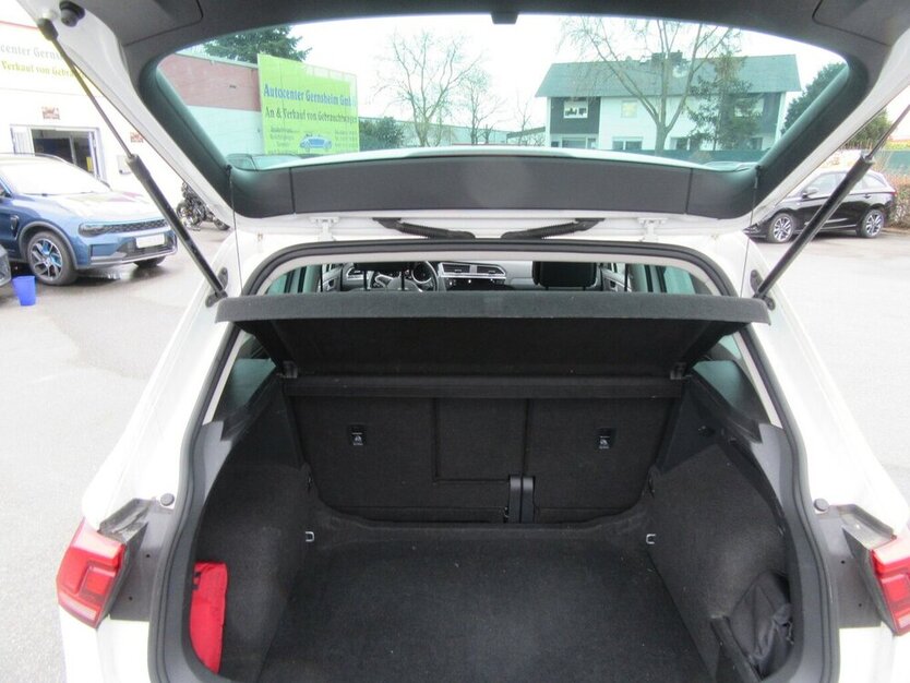 VW Tiguan Active 1.5, NAVI, LED 88.000 km 24.890 € Gernsheim 64579