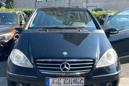 Mercedes-Benz A 200 195.175 km 1.400 &euro; Hochheim 65239