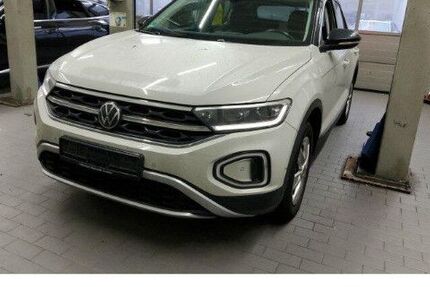 VW T-Roc 41.083 km 21.780 &euro; Frankfurt 60326
