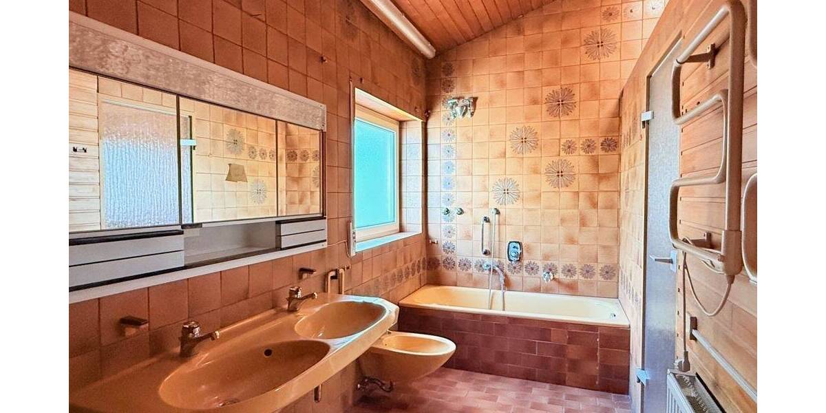 Reihenmittelhaus Offenbach am Main Bieber - 5 Zimmer, 164 m&sup2;, 398.000&euro; | Angebot:23979773