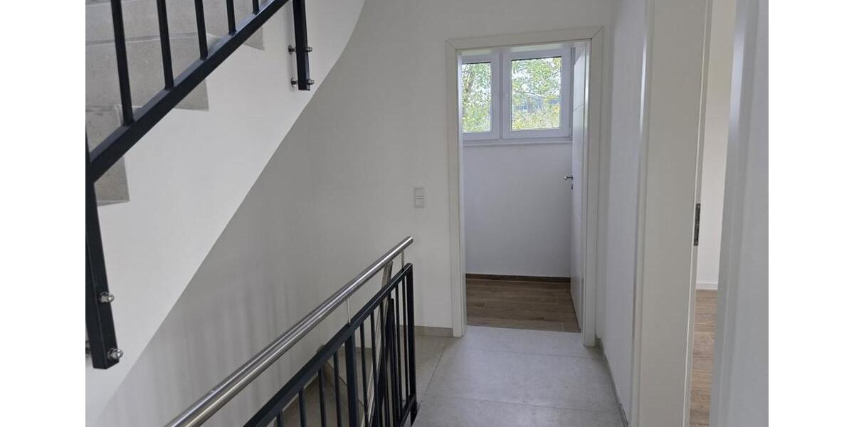 Reihenhaus Höchst im Odenwald - 4 Zimmer, 120 m&sup2;, 1.400&euro; | Angebot:26236776