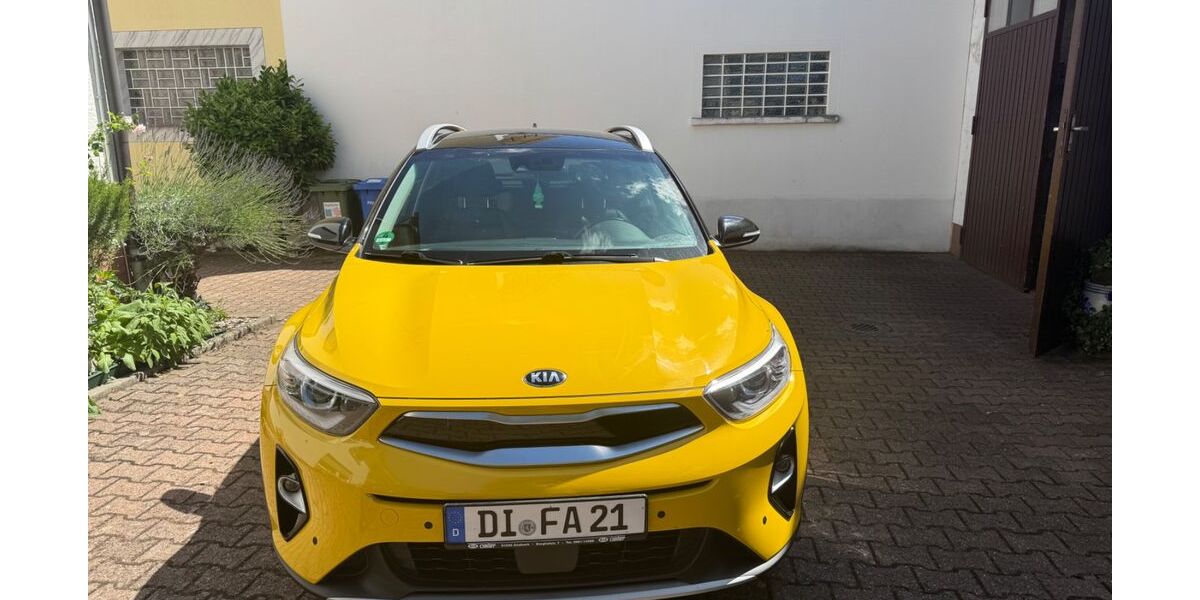 Kia Stonic 40.000 km 18.590 &euro; Babenhausen 64832