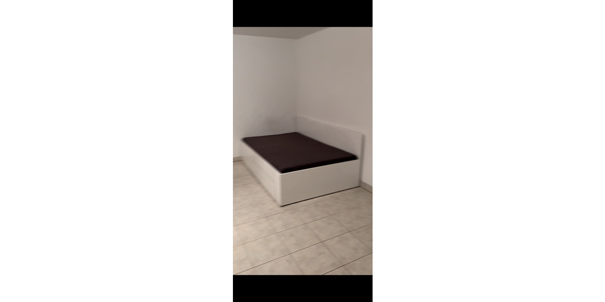 Reihenhaus Hofheim am Taunus - 7 Zimmer, 160 m&sup2;, 3.500&euro; | Angebot:25282043