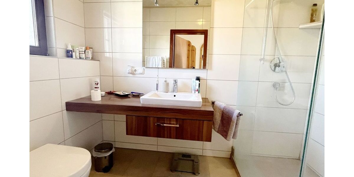 **RESERVIERT** Freistehendes Einfamilienhaus mit Gartenidylle in Seeheim-Jugenheim - Einfamilienhaus Seeheim-Jugenheim Bergstraße | Angebot:26286081