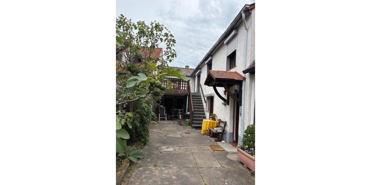 Mehrfamilienhaus, Wohnhaus Lorsch - 8 Zimmer, 220 m&sup2;, 220.000&euro; | Angebot:26415361