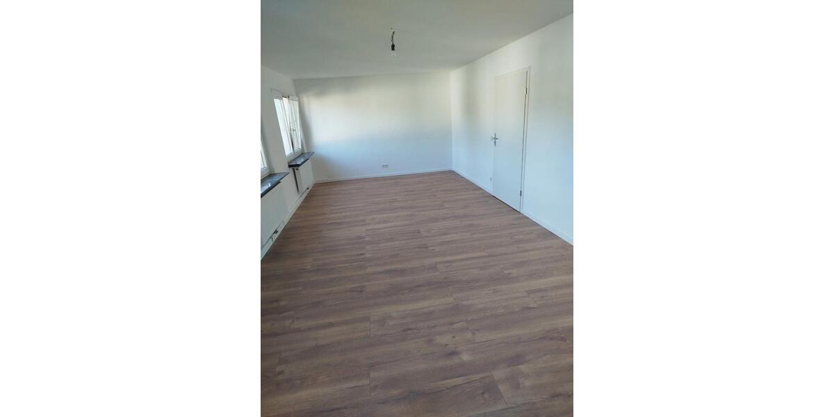 Etagenwohnung Bensheim - 3 Zimmer, 84 m&sup2;, 1.050&euro; | Angebot:26623580
