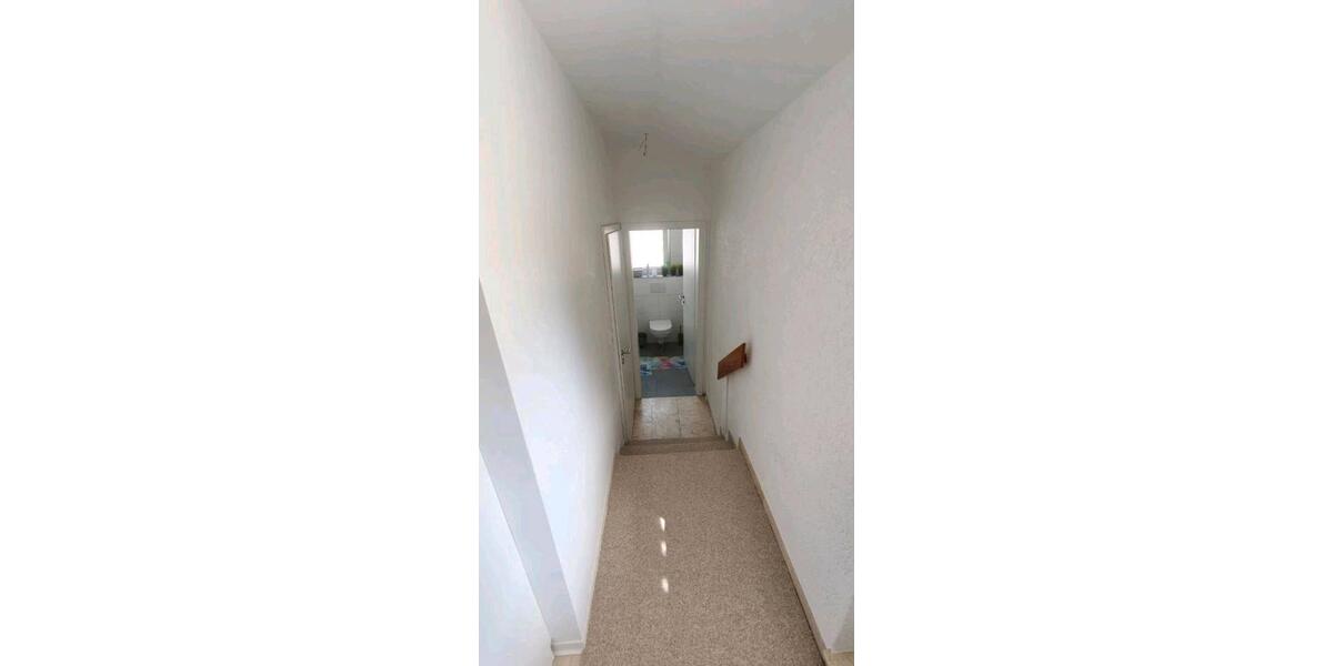 Etagenwohnung Pfungstadt - 3 Zimmer, 80 m&sup2;, 950&euro; | Angebot:26322075