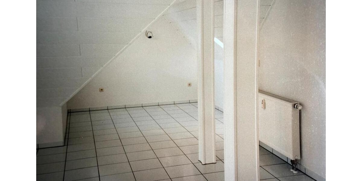 Dachgeschoßwohnung Ober-Ramstadt Ramstadt - 3.5 Zimmer, 90 m&sup2;, 321.000&euro; | Angebot:26640700