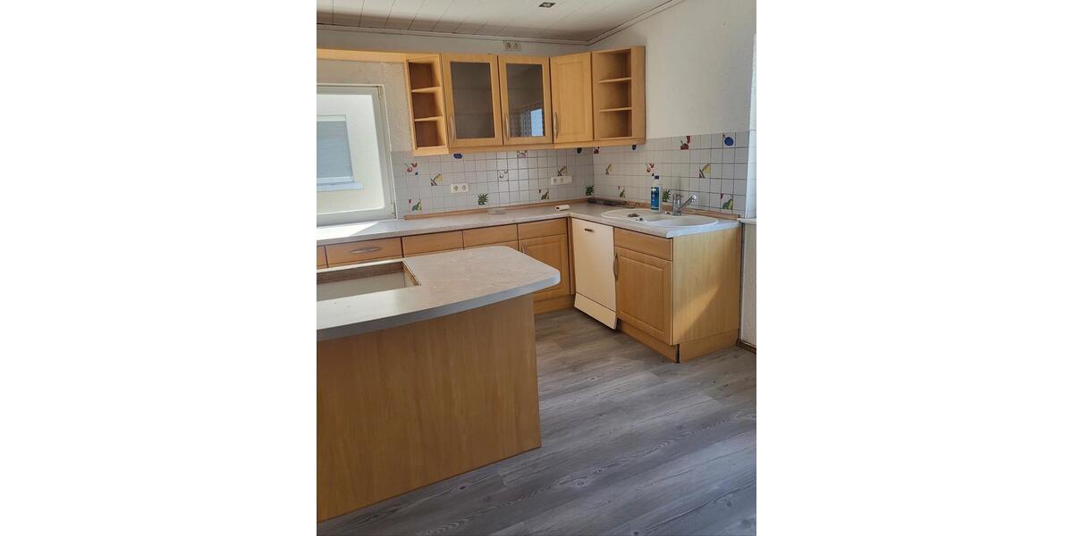 Etagenwohnung Heppenheim (Bergstraße) - 5 Zimmer, 120 m&sup2;, 310.000&euro; | Angebot:26940627
