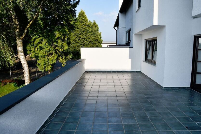 Attraktives Wohnhaus mit Einliegerwohnung für die große Familie 10 zimmer