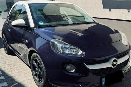 Opel Adam 154.842 km 4.900 &euro; Frankfurt am Main 60437