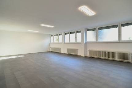 Ein bis drei Räume, Empfang, WC + Teeküche... frisch renoviert extra für Sie! - Gewerbeobjekt Frankfurt Gutleutviertel | Angebot:26339465