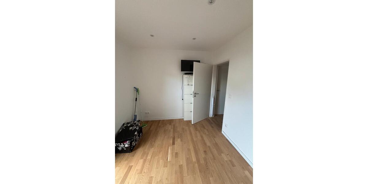 Terrassenwohnung Flörsheim am Main - 3 Zimmer, 86 m&sup2;, 1.500&euro; | Angebot:26234389