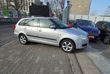 Skoda Fabia 350.000 km 1.950 &euro; Frankfurt/Main 65933
