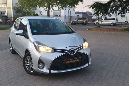 Toyota Yaris 149.000 km 8.100 &euro; Frankfurt am Main 60386