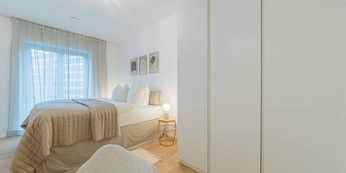 Etagenwohnung Frankfurt am Main Innenstadt - 2 Zimmer, 63 m&sup2;, 2.600&euro; | Angebot:26388792