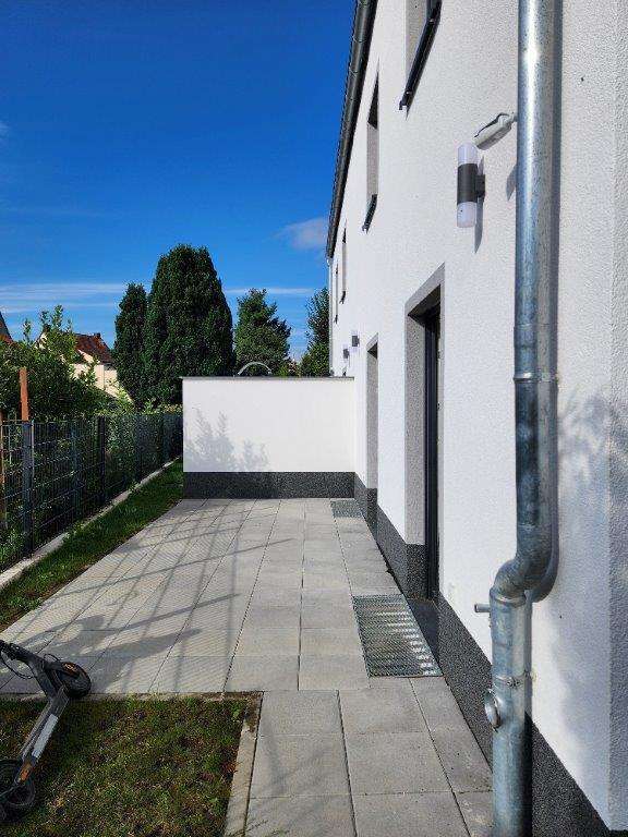 Haus zum Mieten in Hanau 2.400 € 220 m²