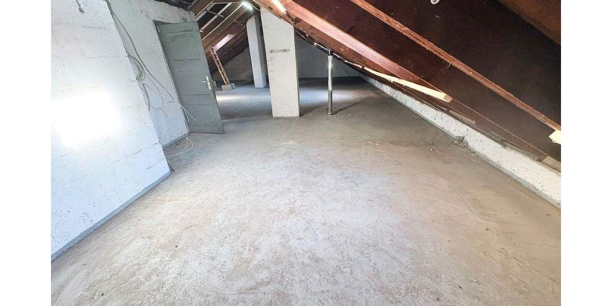 Einfamilienhaus Frankfurt am Main Ostend - 250&euro; | Angebot:25357687