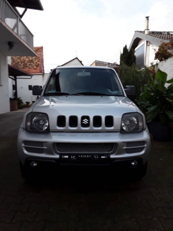 Suzuki Jimny 154.000 km 6.900 € Gimbsheim 67578