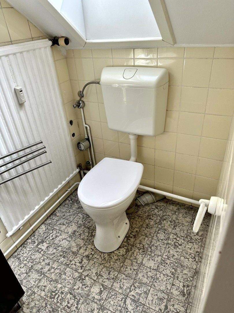 Nettes Apartment im DG....Uni-Nähe...provisionsfrei 1 zimmer