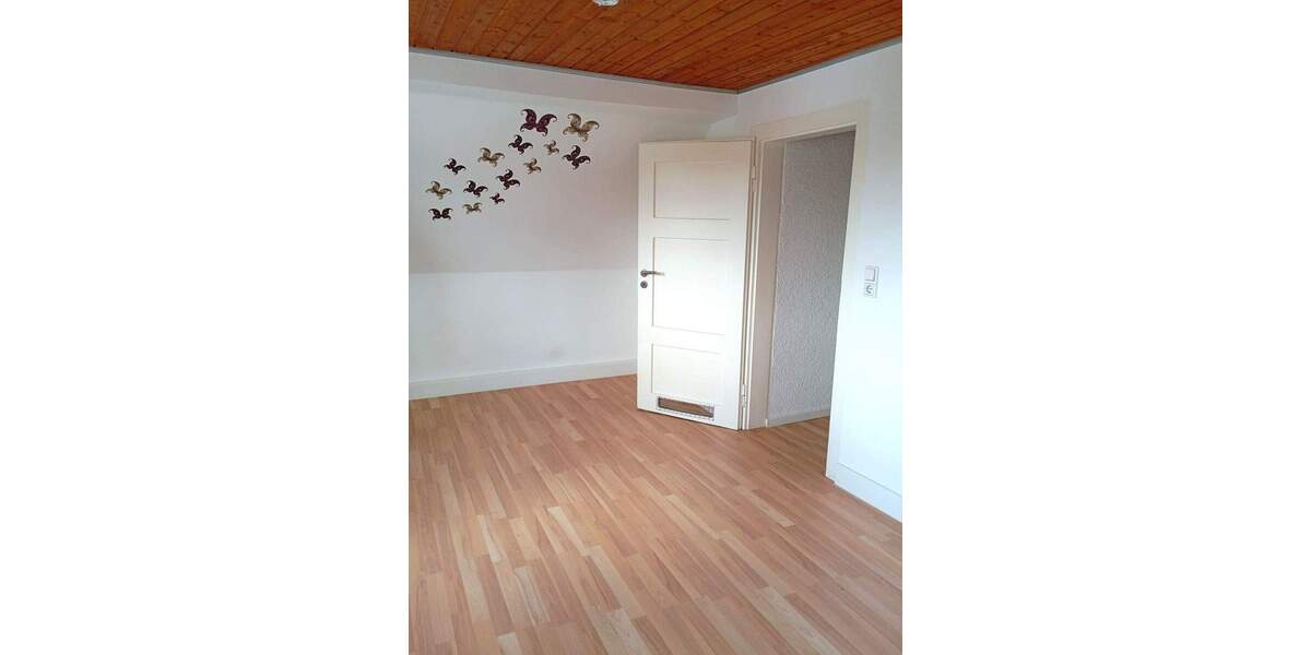 Mehrfamilienhaus, Wohnhaus Darmstadt - Eberstadt Eberstadt - 9 Zimmer, 250 m&sup2;, 795.000&euro; | Angebot:23955160