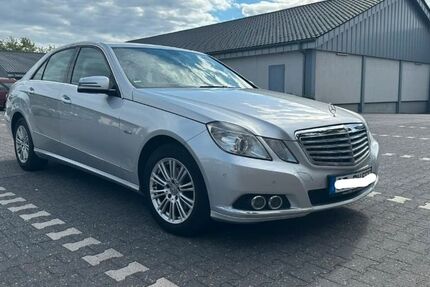 Mercedes-Benz E 220 280.000 km 8.900 &euro; Langen 63225