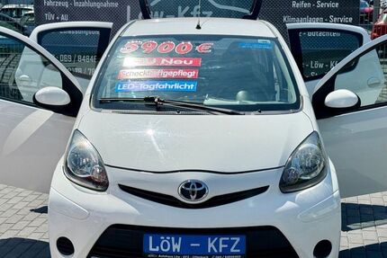 Toyota Aygo (X) 136.000 km 5.900 &euro; Offenbach am Main 63075