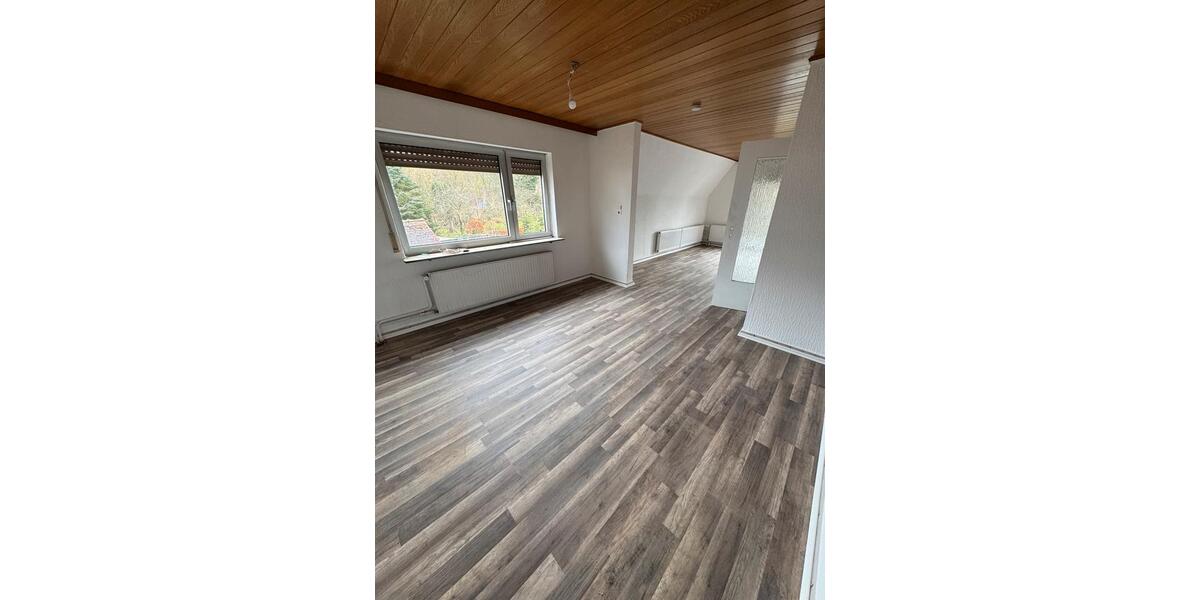 Etagenwohnung Mühltal - 3.5 Zimmer, 100 m&sup2;, 1.425&euro; | Angebot:25161503