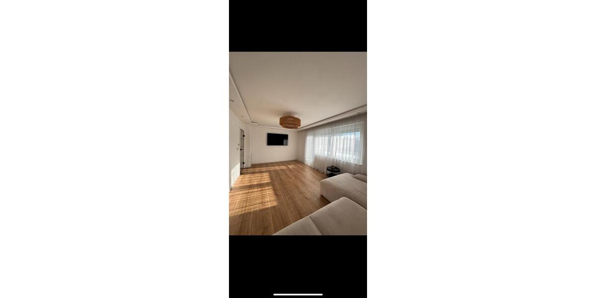 Etagenwohnung Frankfurt am Main Sachsenhausen - 3 Zimmer, 85 m&sup2;, 2.600&euro; | Angebot:25052942