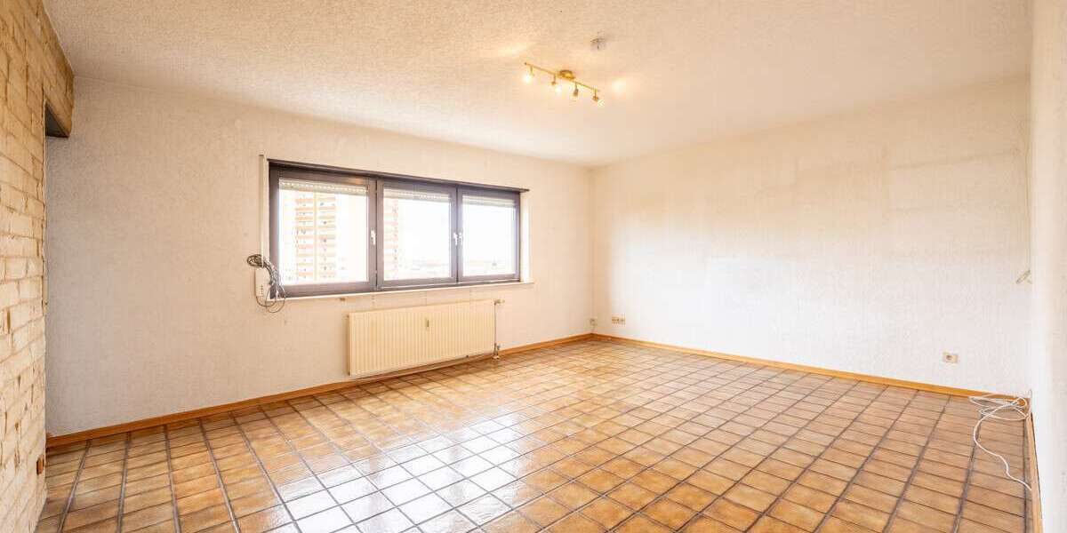 Wohnung zum Kaufen in Heppenheim (Bergstraße) 199.000 € 98 m² 4 zimmer