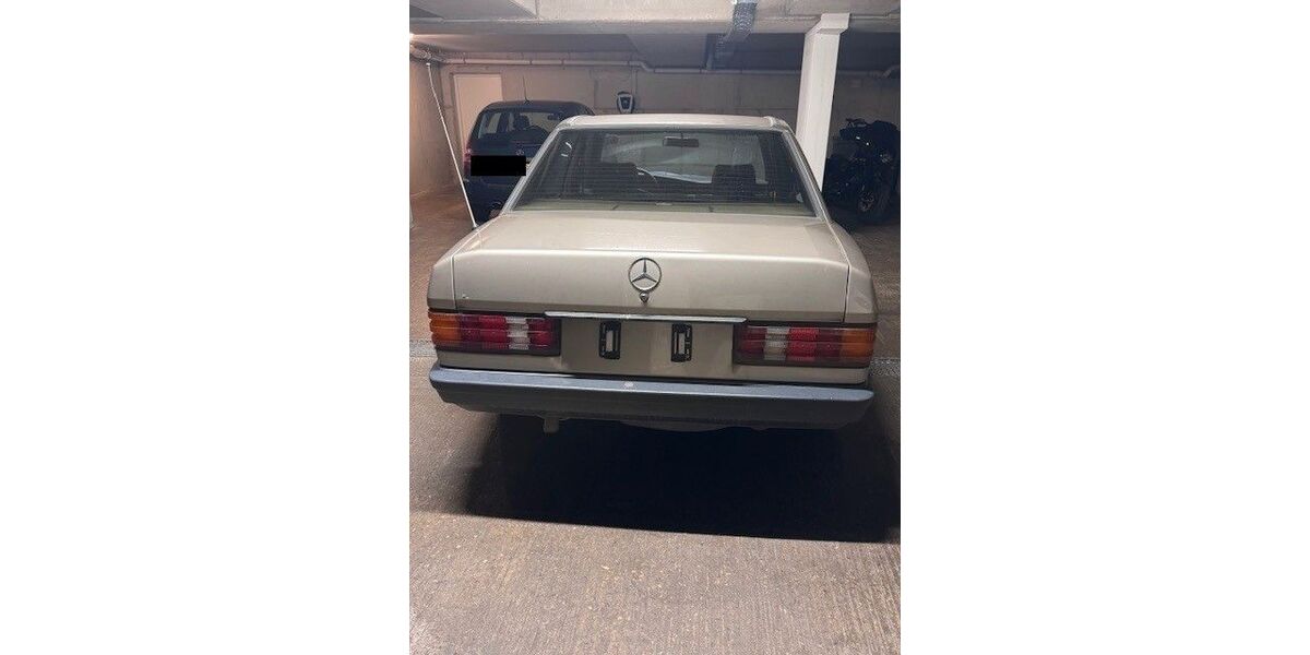 Mercedes-Benz 190 245.000 km 4.990 &euro; Bensheim 64625