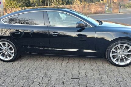 Audi A5 270.000 km 10.500 &euro; Offenbach am Main 63071