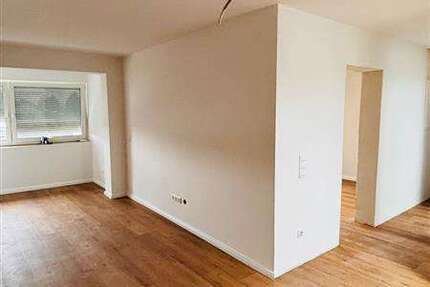 Wohnung Babenhausen - 2 Zimmer, 50 m&sup2;, 690&euro; | Angebot:27322103