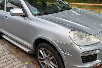 Porsche Cayenne 273.000 km 10.500 &euro; Mörfelden Walldorf 64546