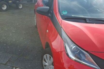 Toyota Aygo (X) 136.000 km 4.700 &euro; Offenbach 63073