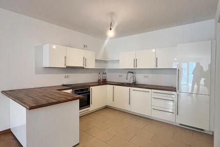 Wohnung Frankfurt am Main Mitte-Nord - 2 Zimmer, 83 m&sup2;, 1.539&euro; | Angebot:26183786