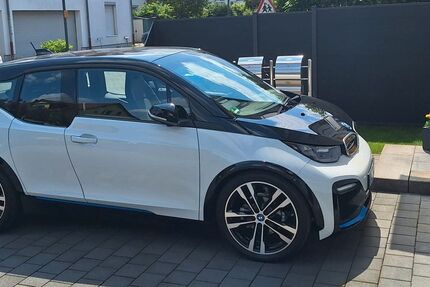 BMW i3 44.000 km 22.000 &euro; Griesheim 64347