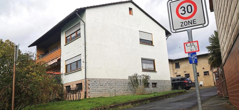 Bauernhaus, Landhaus Ober-Ramstadt Ramstadt - 9 Zimmer, 210 m&sup2;, 450.000&euro; | Angebot:26237800