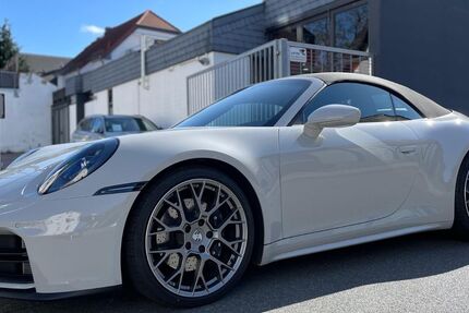 Porsche 992 3.300 km 157.990 &euro; Flörsheim am Main 65439