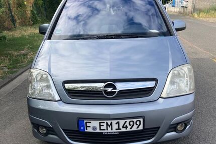 Opel Meriva 60.765 km 3.900 &euro; Frankfurt 60385