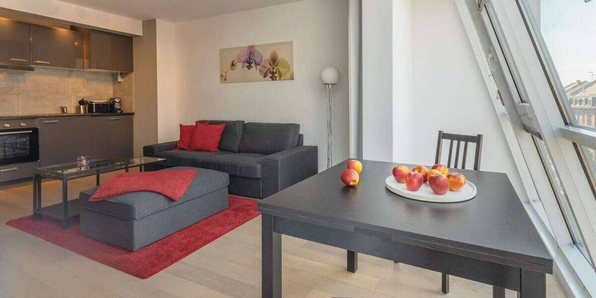 Etagenwohnung Frankfurt am Main Bahnhofsviertel - 2 Zimmer, 55 m&sup2;, 1.695&euro; | Angebot:24025853