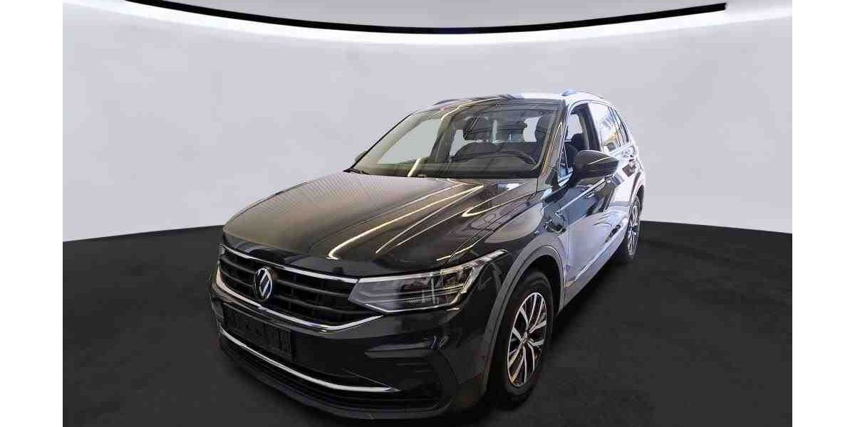 VW Tiguan 71.950 km 24.485 &euro; Darmstadt 64291