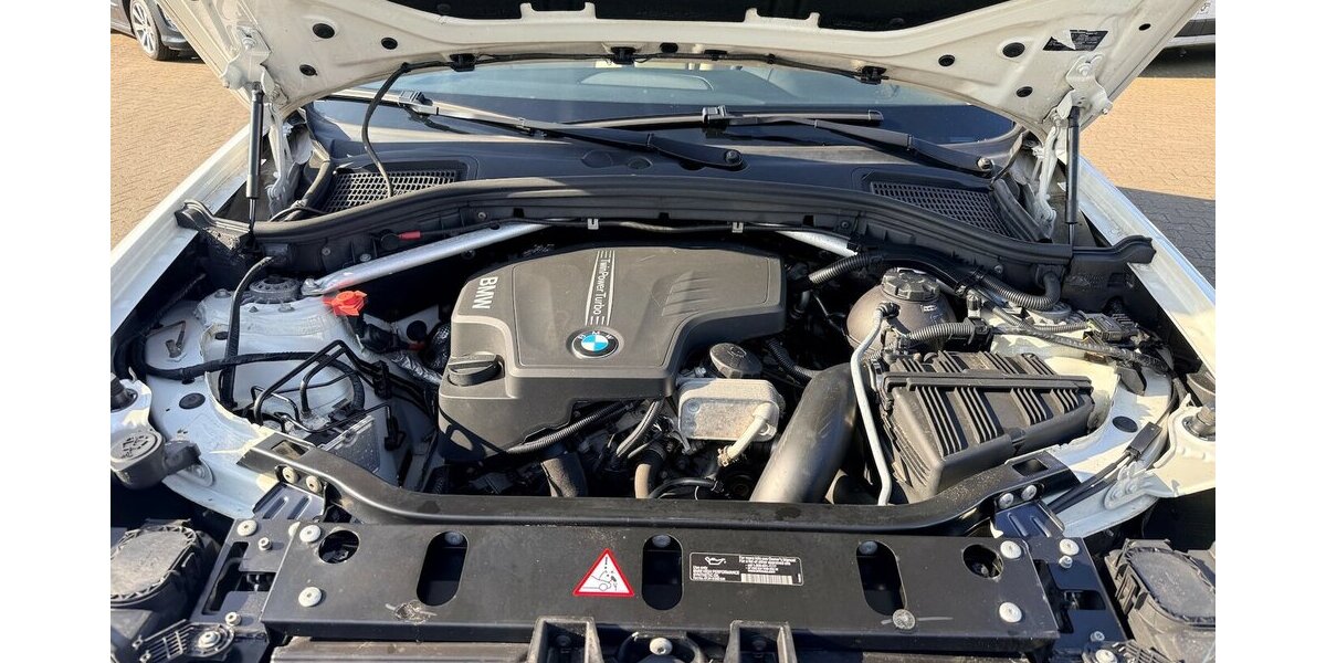 BMW X3 xDrive28i xLine/Panorama/Navi/Kamera 129.200 km 11.590 &euro; Frankfurt 60386