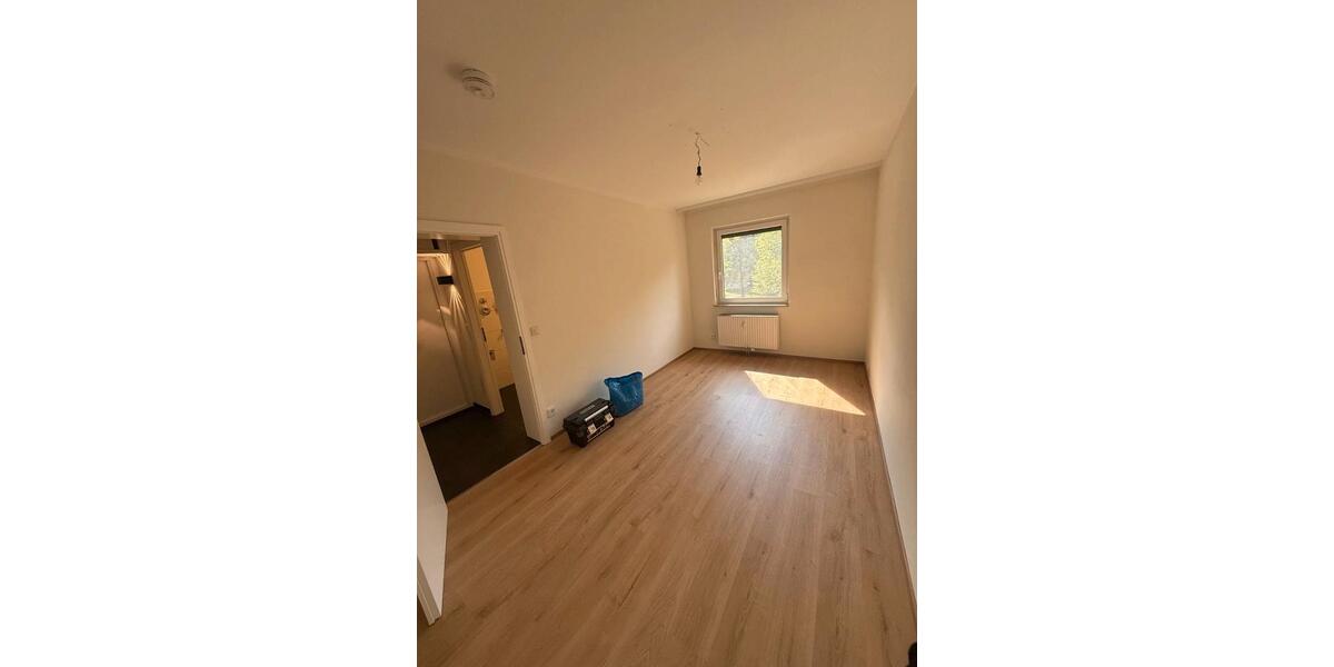 Etagenwohnung Offenbach am Main Hafen - 2.5 Zimmer, 83 m&sup2;, 1.240&euro; | Angebot:26338594