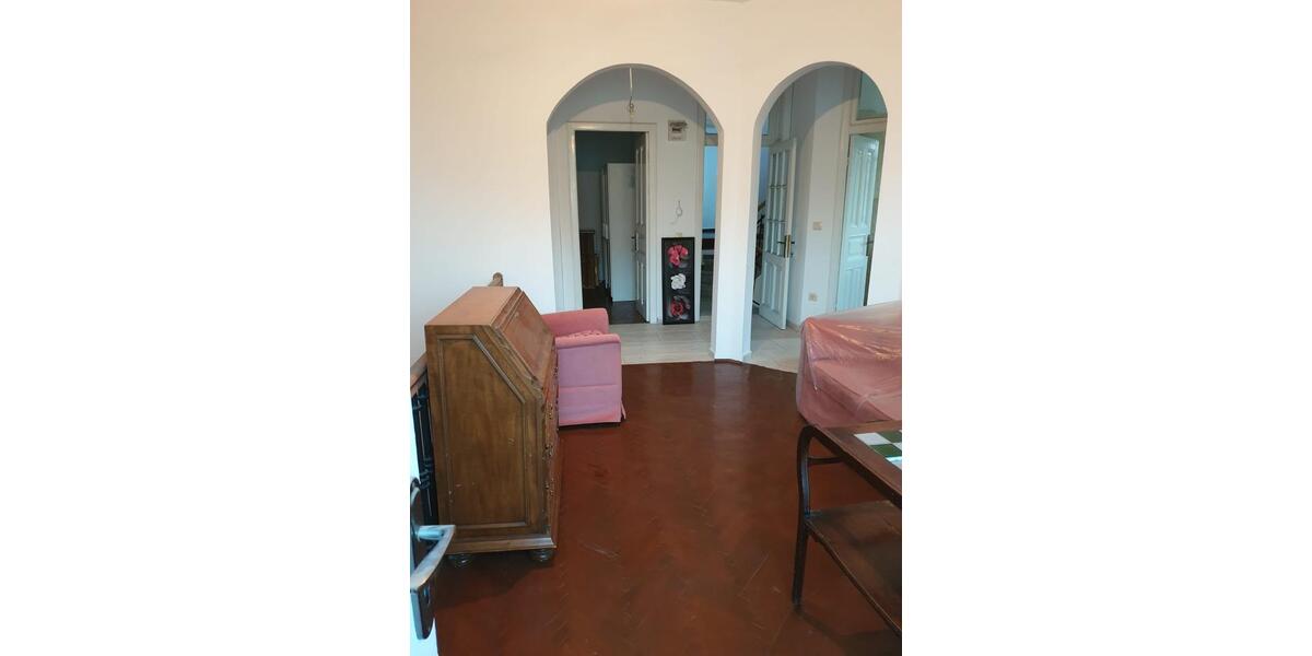 Mehrfamilienhaus, Wohnhaus Frankfurt am Main Sachsenhausen - 11 Zimmer, 310 m&sup2;, 360.000&euro; | Angebot:26507253