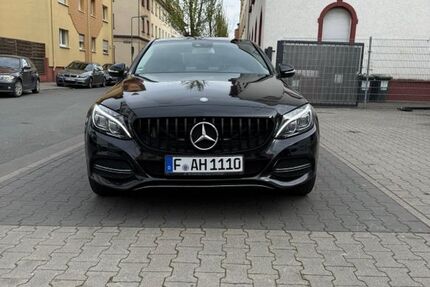 Mercedes-Benz C 250 221.000 km 13.500 &euro; Frankfurt am Main 65929