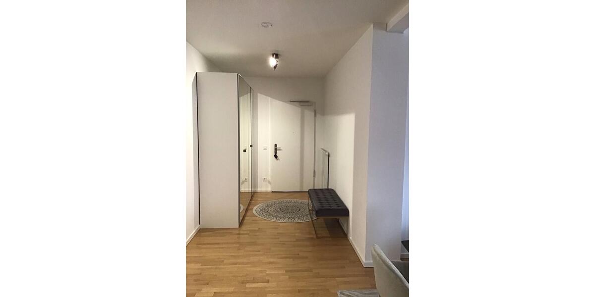 Voll möbliert Wohnung mit Skyline-Block - Kurzzeitmiete 4 zimmer